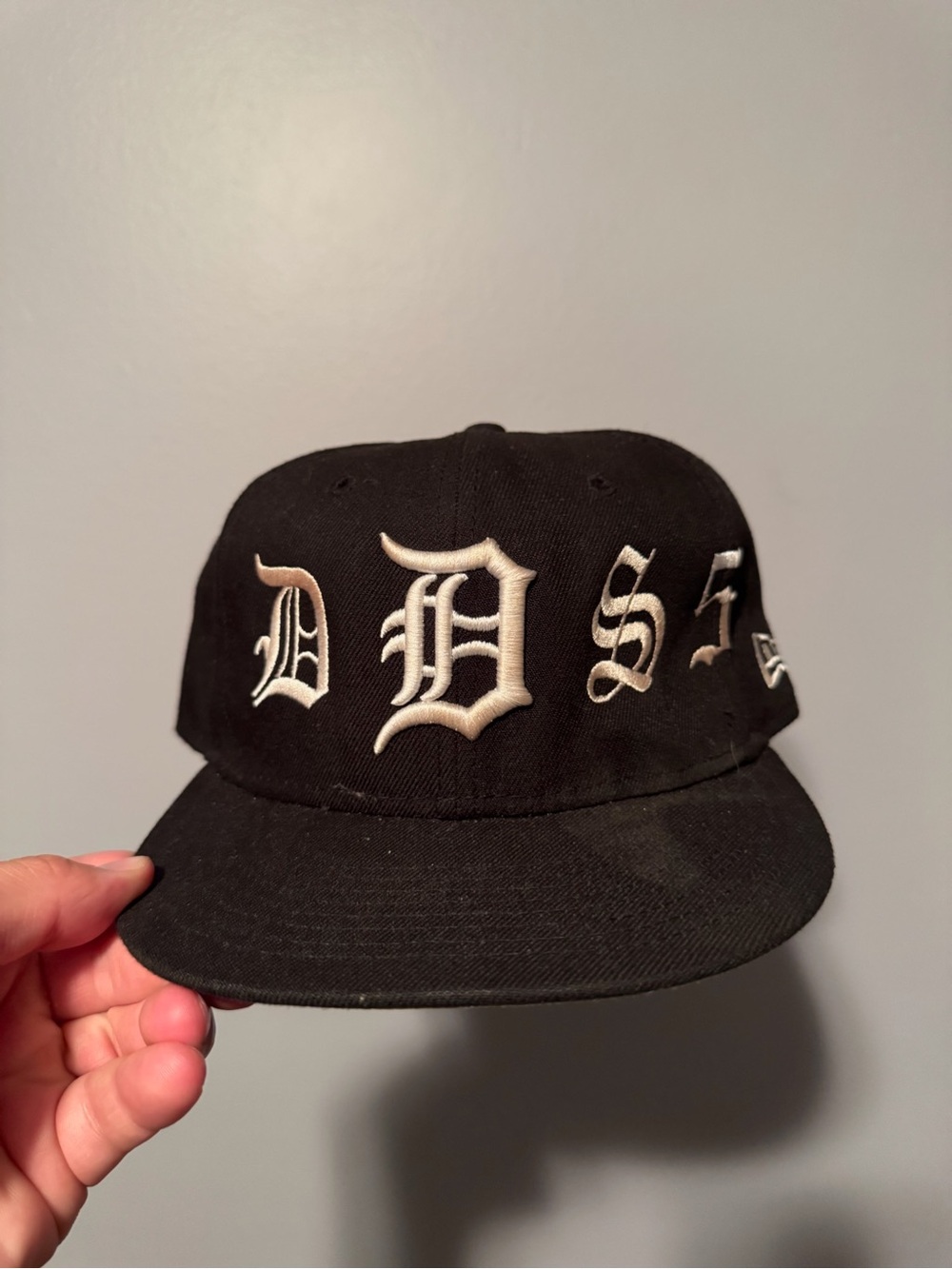 Detroit tigers Black Snapback Hat with White Gothic Lettering